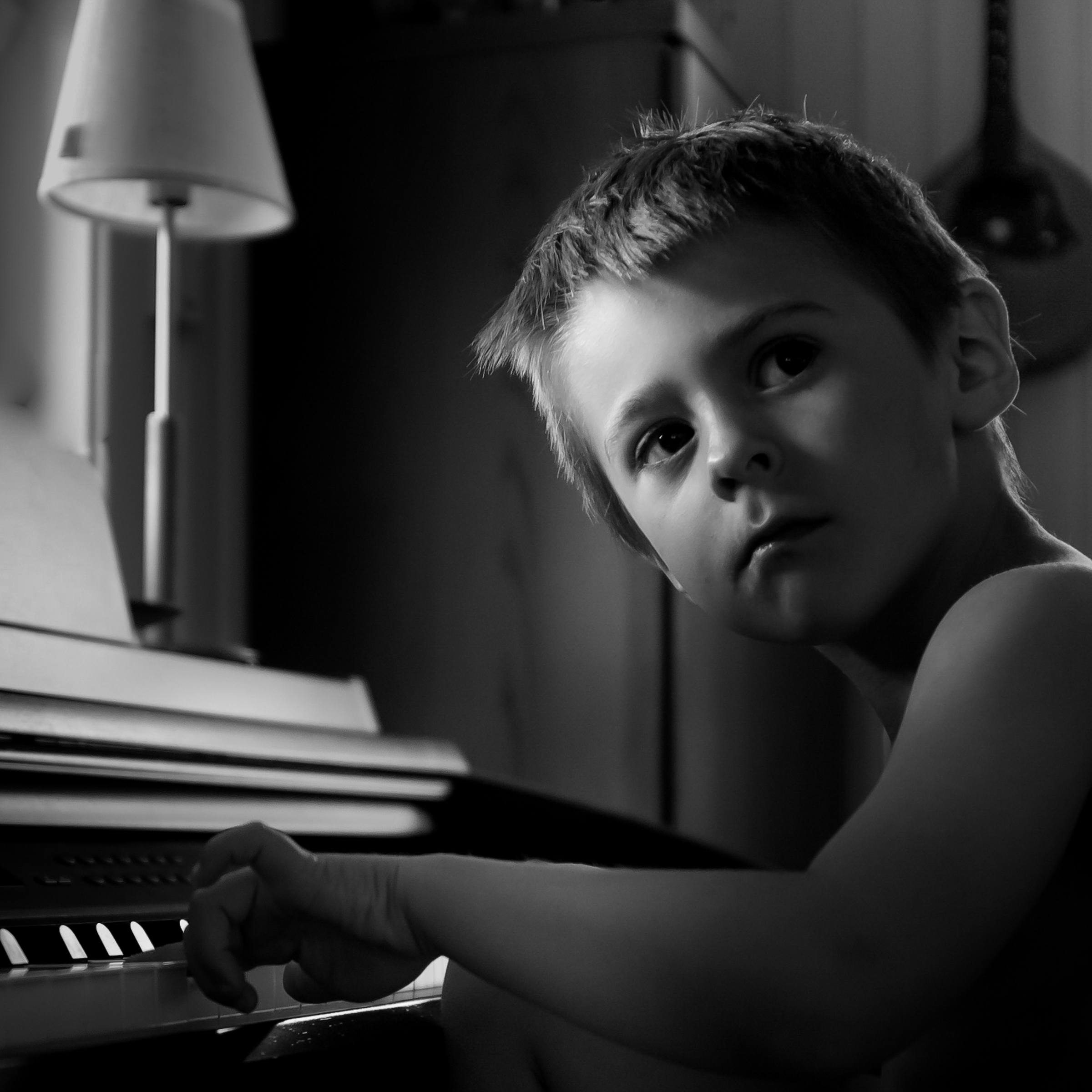 Foto: © Leif Erling Aasan, "Er jeg flink, mamma?"